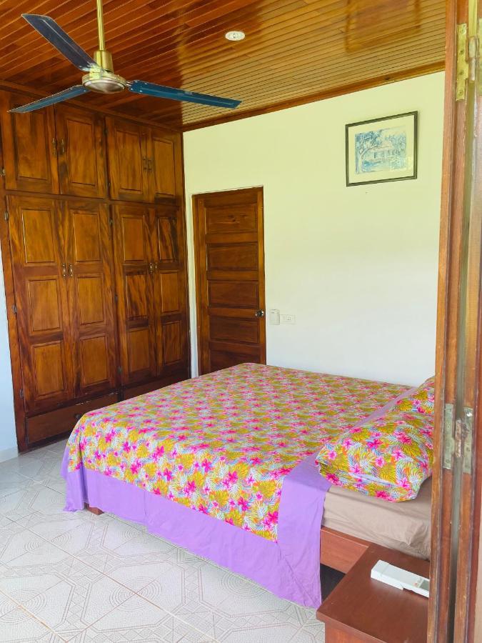 Villa Ura Uturoa Buitenkant foto
